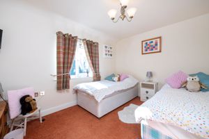 Bedroom- click for photo gallery